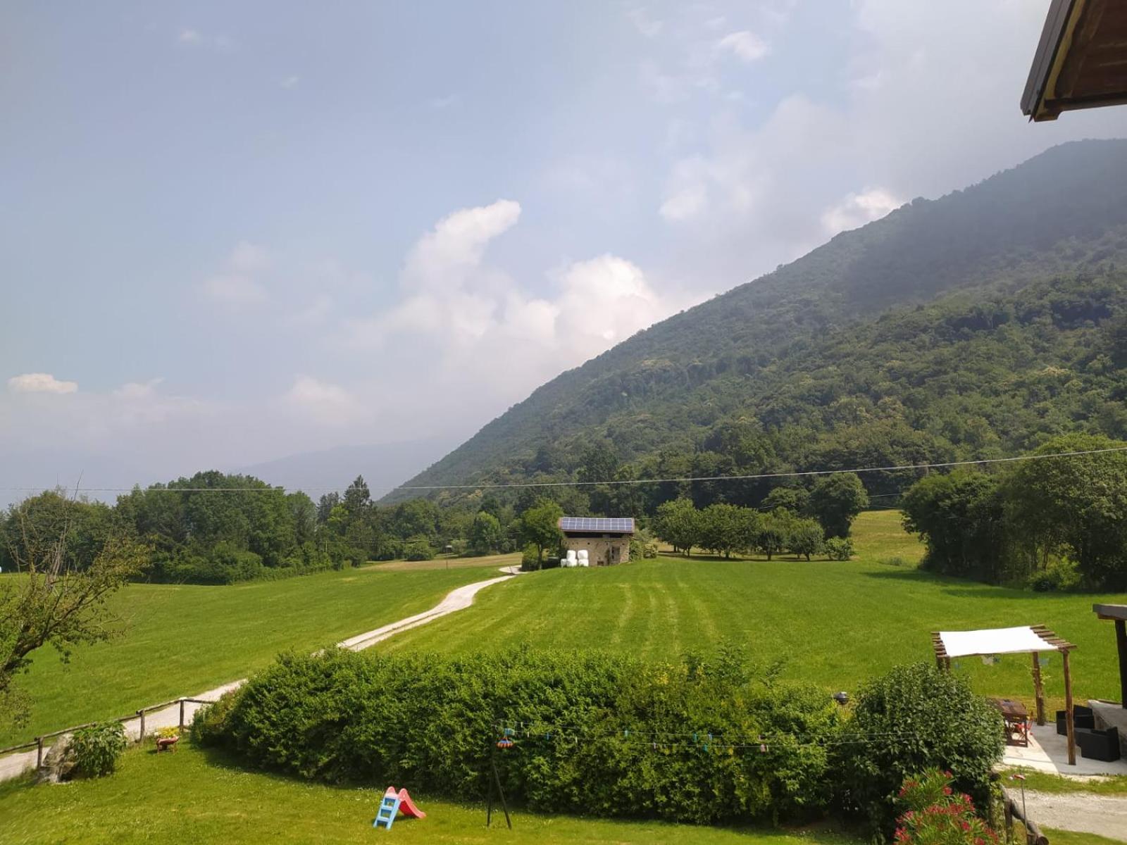 Panoramic Green Valley Sulzano Eksteriør bilde